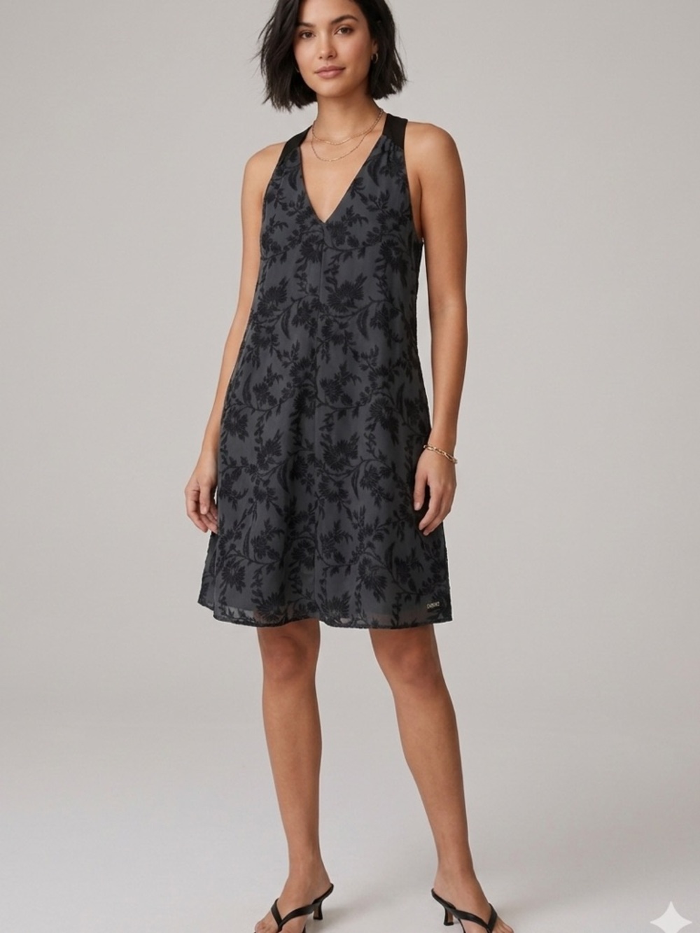 ASTR The Label Racerback Shift Dress in Black Gray Burnout Floral Jacquard M
